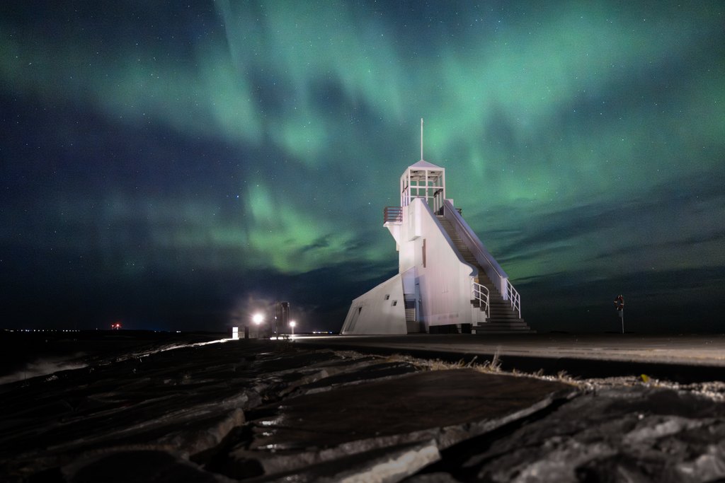 Revontulet Oulun taivaalla